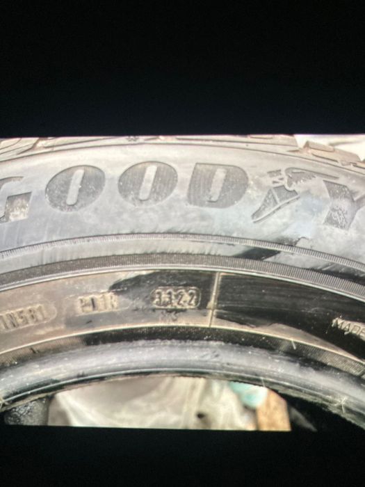 Cauciucuri de iarnă 235 65 17