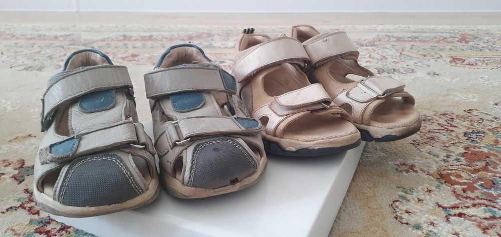 Продам детскую обувь