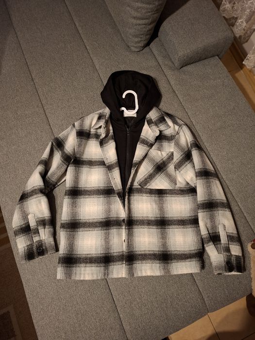 Детско яке тип риза с качулка