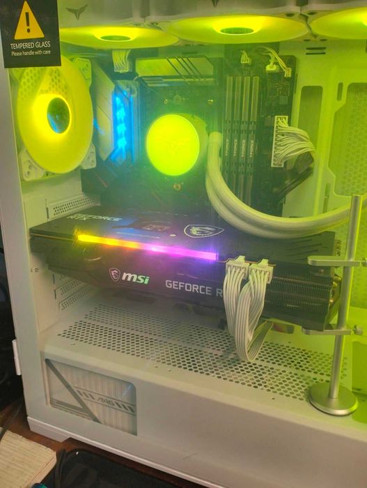 Геймърски компютър в гаранция