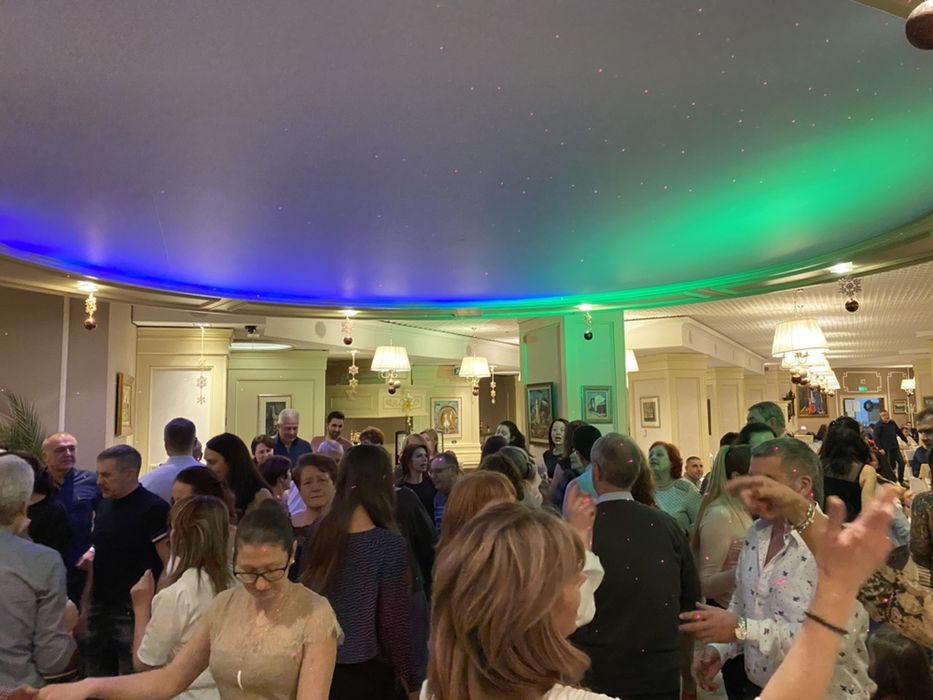 DJ - За вашето мероприятие - Сватба,бал,кръщене,фирмено парти,юбилей.