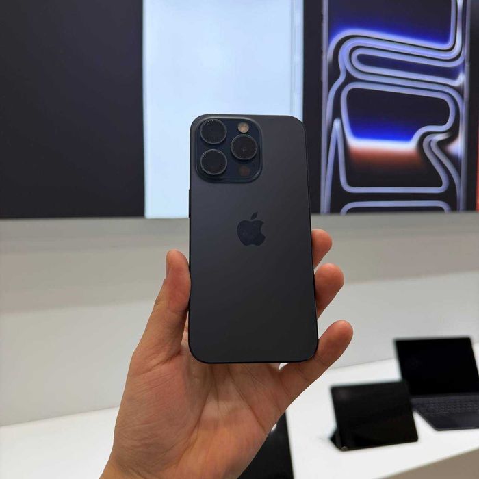 iPhone 15 Pro Blue Titanium 256 GB 99%
