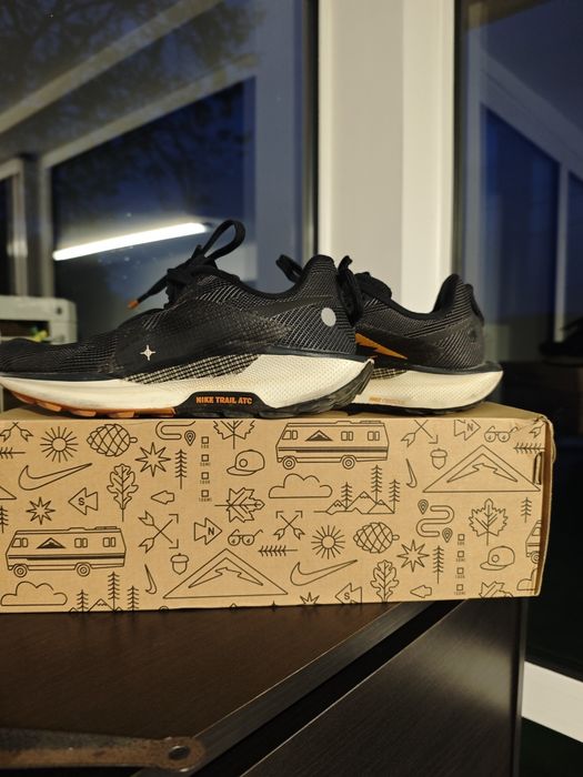 Дамски маратонки Nike