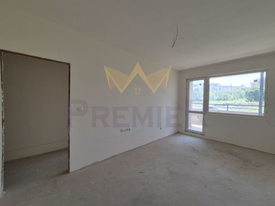 Продава се Тристаен апартамент в Бургас, Меден рудник - зона Д - 131 кв.м за 563 €/кв.м - Снимка #8