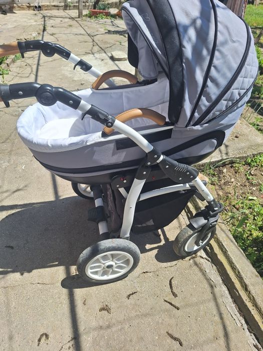 Gusio-Бебешка количка