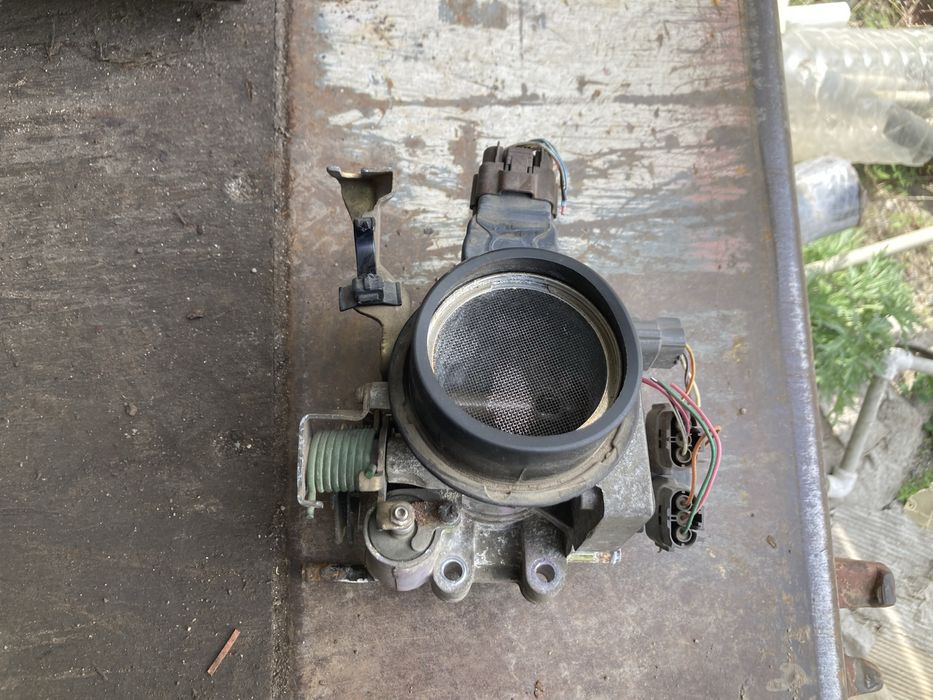 Дроссельная заслонка Ниссан Микра Марч / Nissan Micra March