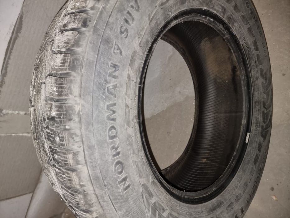 285/60 R18  продам зимние шины