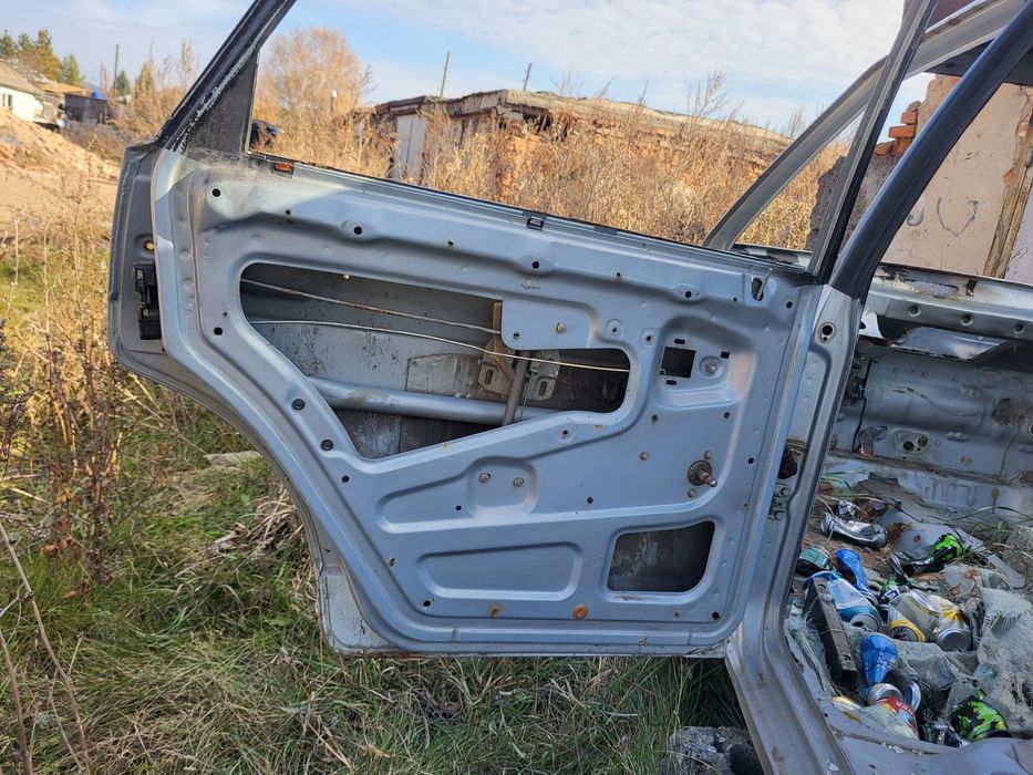 Двери ВАЗ 2114. Ваз2115. Ваз2109. Ваз21099