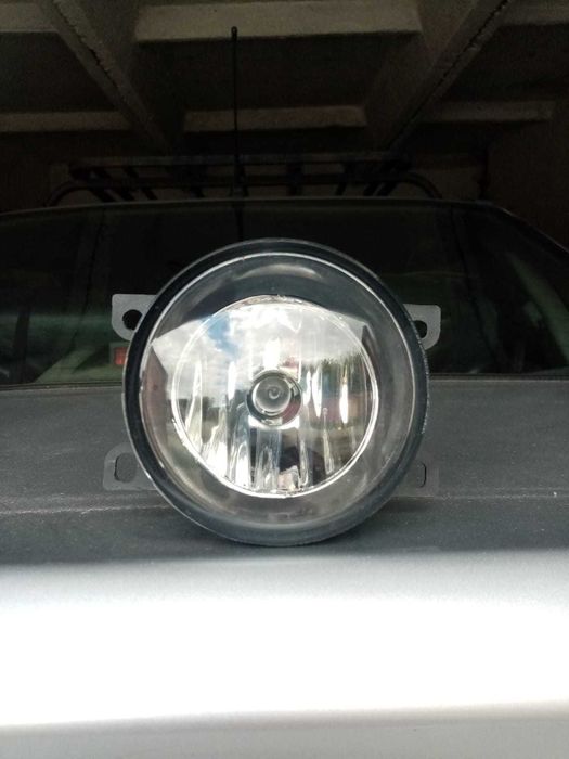 Продам фару противотуманную Дэу Нексия