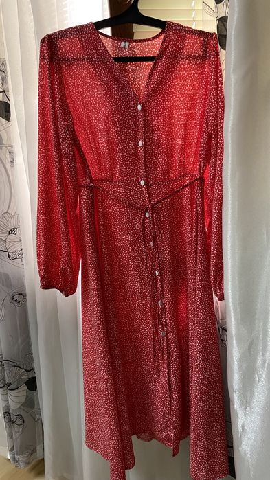 Красивое платье. размер 36-38(44) .