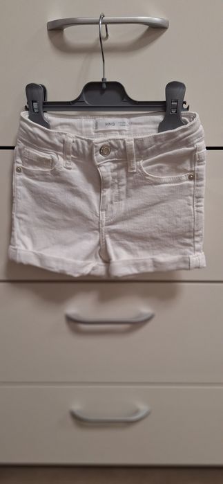 Къси дънкови панталони за момиченце - различни видове