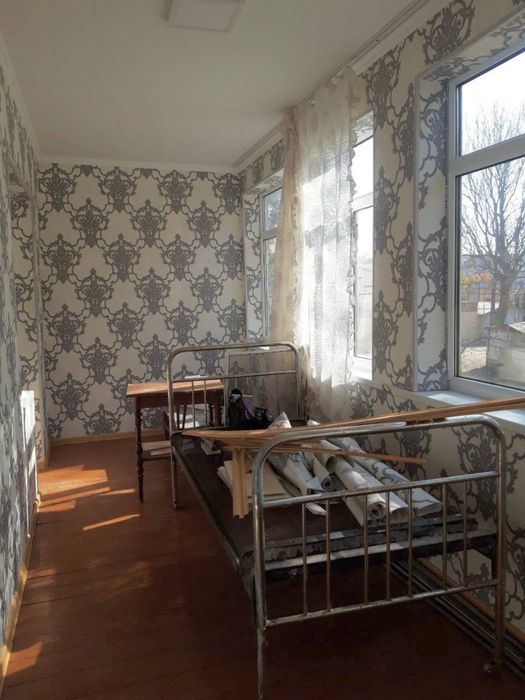 Продаю свою 1комн кв в Чирчике (сзади магащина Весна) 2 этаж