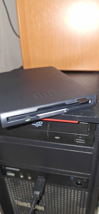 Unitate externa portabila discheta USB - Sony Floppy Disk 1,44 MB