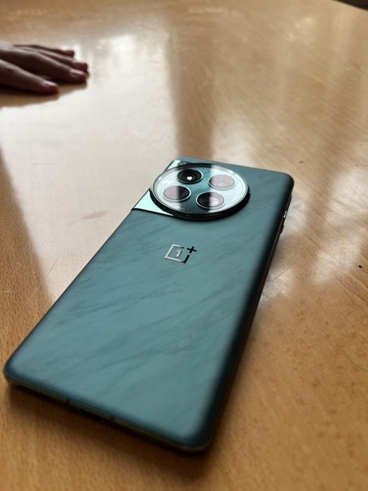 OnePlus 12 16/512GB Global