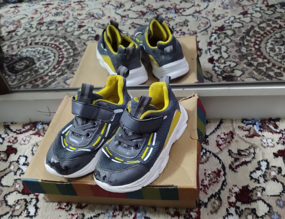 Продаются кроссовки