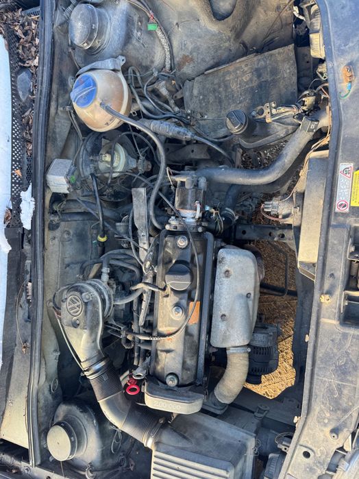 Golf 3 1.6 ГАЗ БЕНЗИН на части