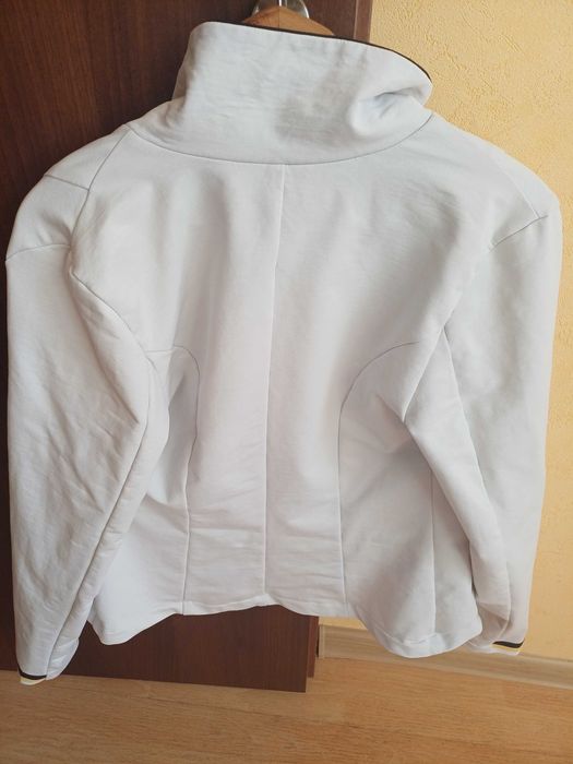 Спешно продавам сако