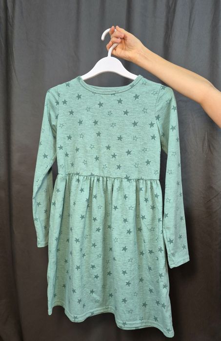 Платье с рукавом для девочки