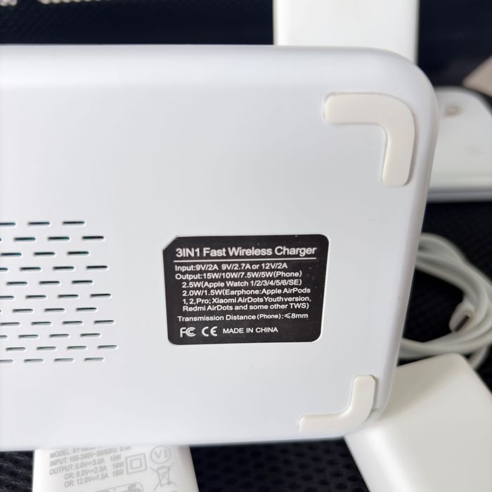 2 x Incarcator Wireless Qeno Statie Incarcare 3 In 1
