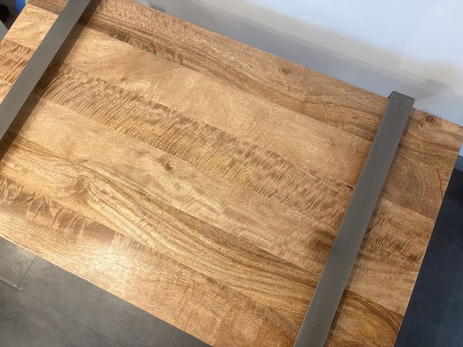 Холна маса и маса за телевизор