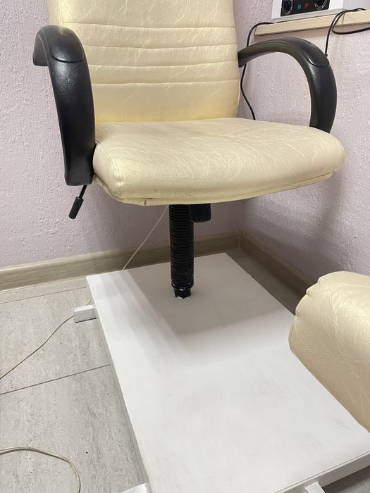 Кресло для педикюра