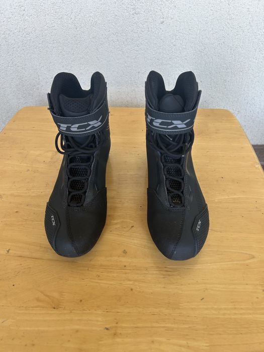 Vând ghete moto TCX , mărimea 40