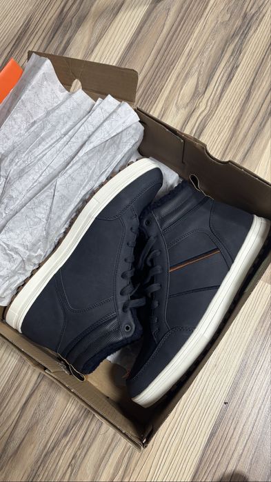 Зимные кроссовки, 43 размер