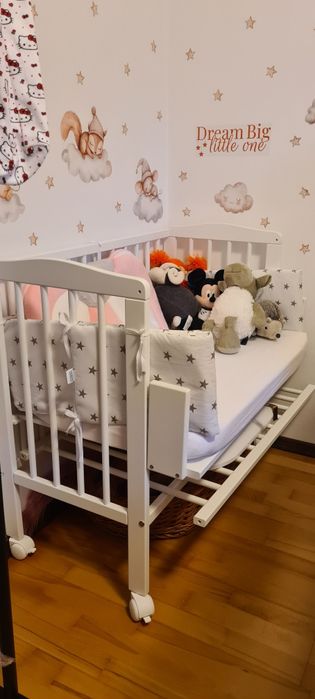 Pătuț bebeluș ajustabil