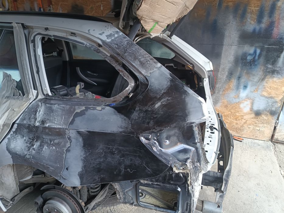 Tinichigiu ,Vopsitor auto.