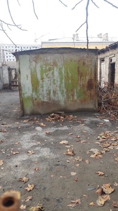 Temir garaj sotiladi