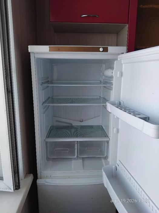 Холодильник Indesit. Б/у.