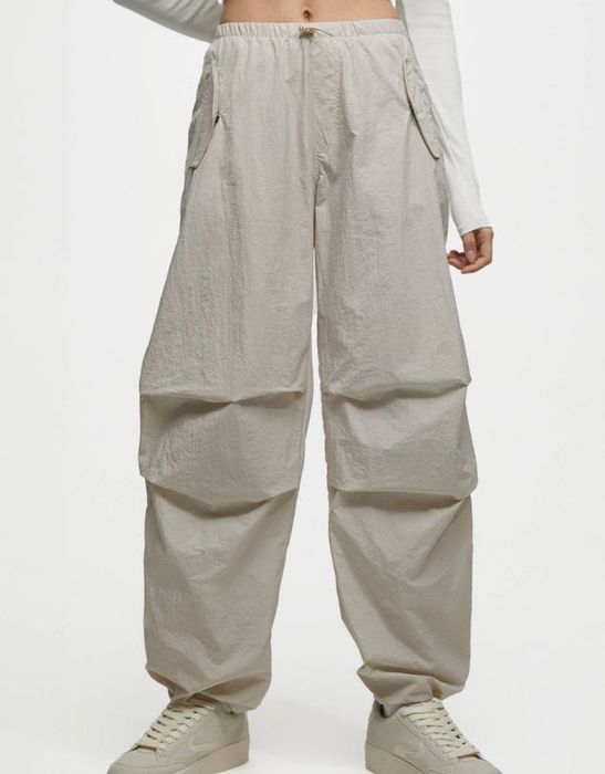 Брюки парашюты Pull&Bear Xs