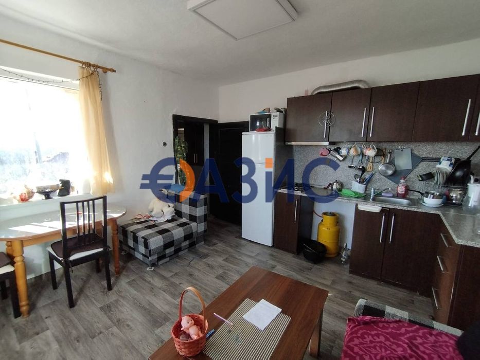Продава се Къща в с. Загорци, Област Бургас - 94 кв.м за 474 €/кв.м - Снимка #3