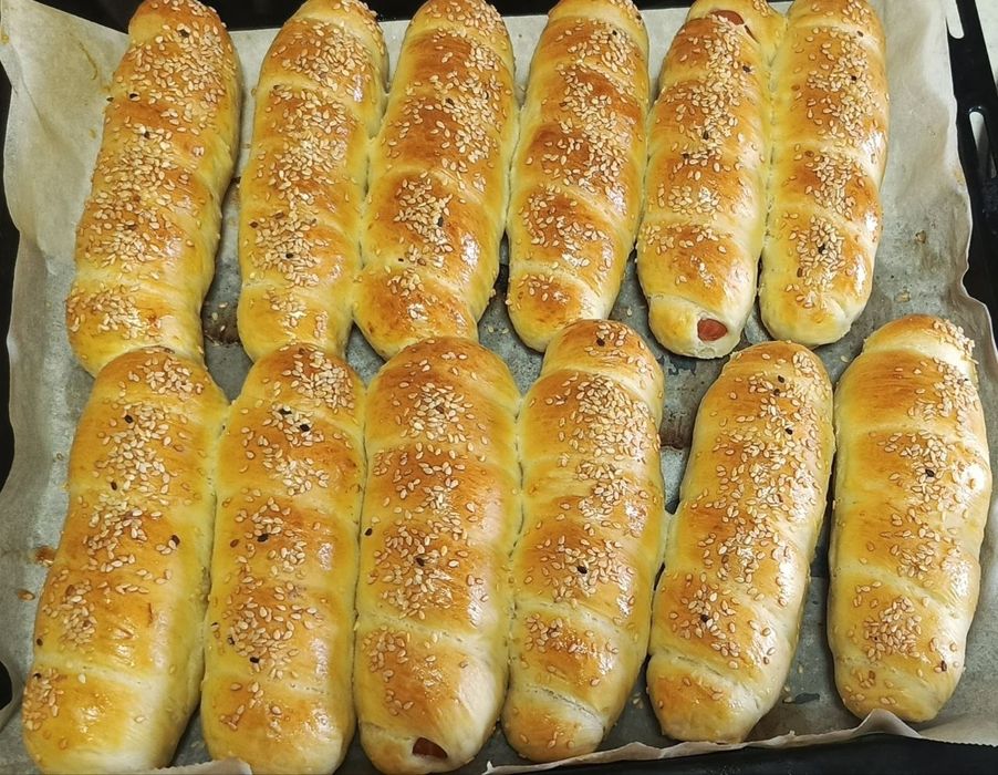 Zakazga sosiskali bulochka canada sosiska va pitsala qilib beriladi