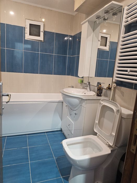 Închiriez apartament navodari