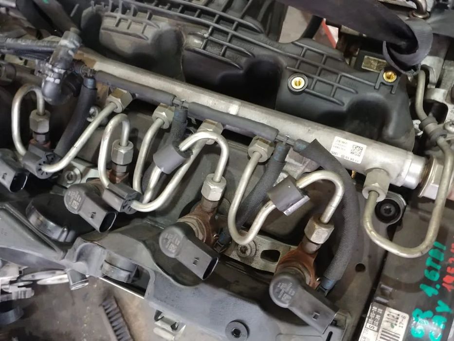 rampa injectoare cay 1.6 tdi audi a3 8p vw golf 6 touran 1t3 polo 6r seat ibiza 5 skoda superb 2 03l089h