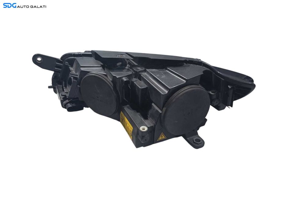 Far Dreapta cu Lupa si Xenon Volkswagen CC 2012 - 2017 Cod 3C8941032B 030127867200 8K0941597E [L1883]