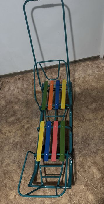 Продам новые санки для двоих