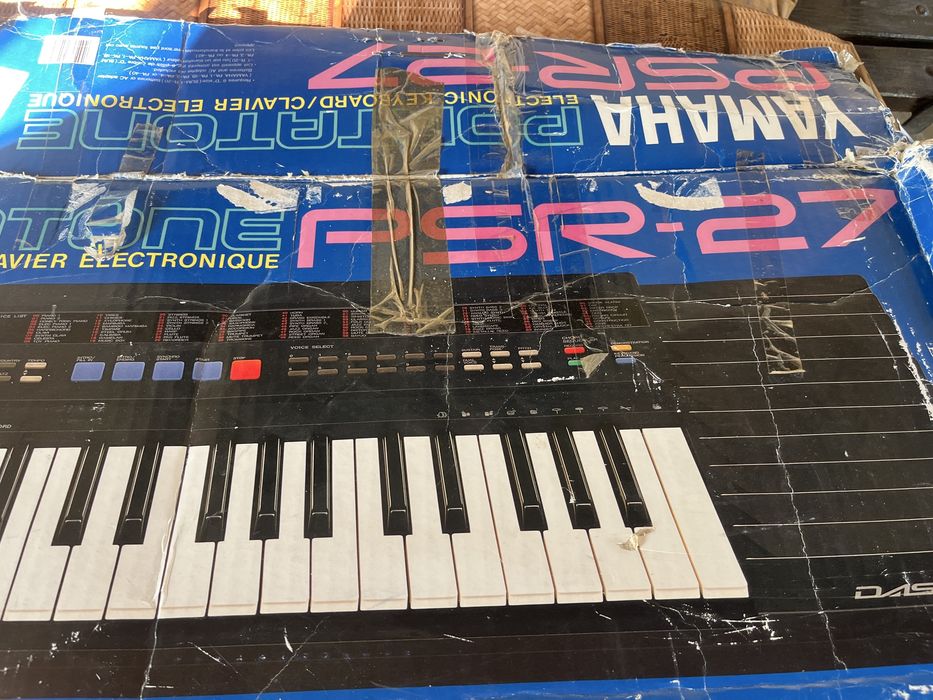 Преносим синтезатор Yamaha PSR 27
