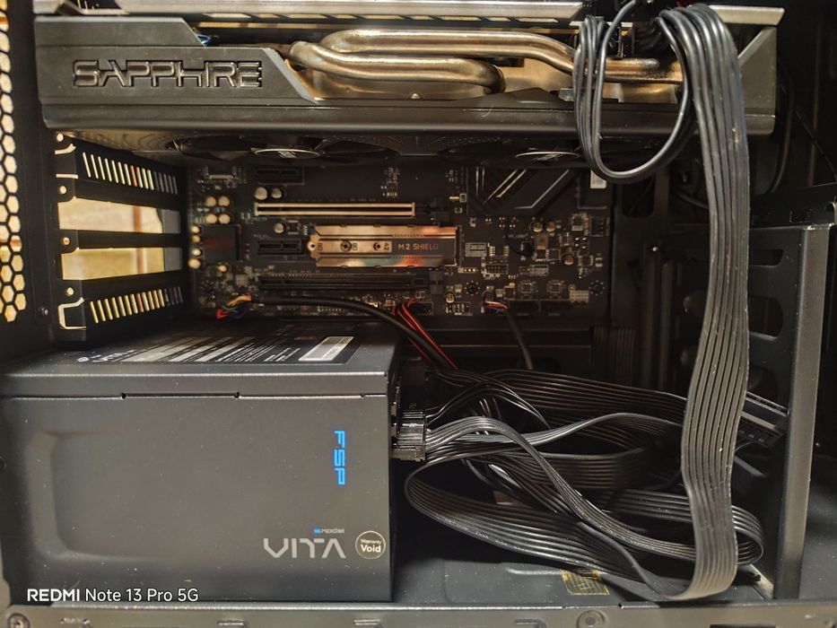 Monitor + Unitate PC i7