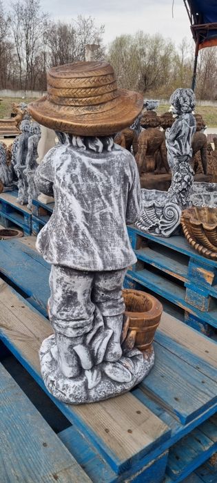 Statuete din beton,statueta fermier,statui din beton