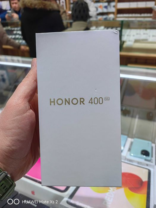 Honor 400 5G 8/256GB в идеальном состоянии полный комплект с гарантией