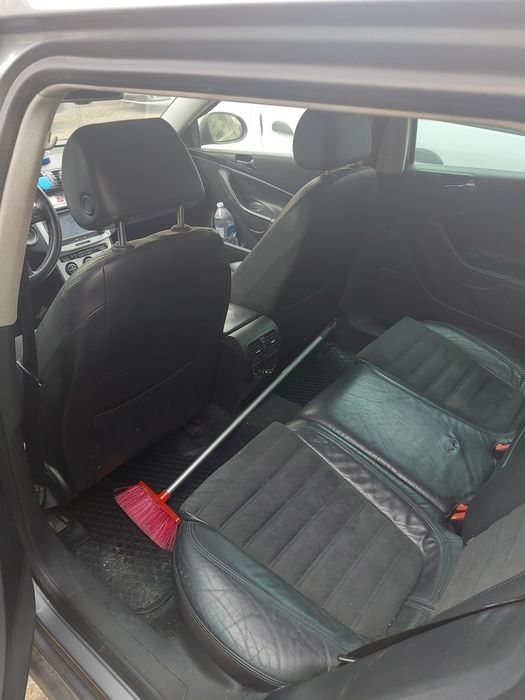 Vând passat  b6 din 2006.