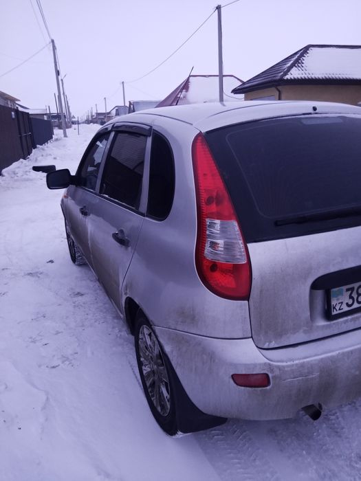 Продам Ваз калина 2011г