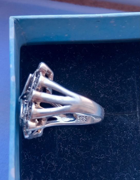 Inel.argint cu zirconii si marcasite