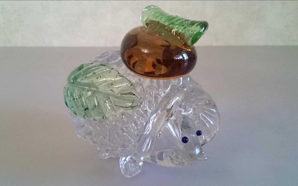 Фигурки из мрамора и хрусталя