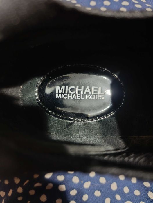 Продам классные мокасины KORS на 41 размер