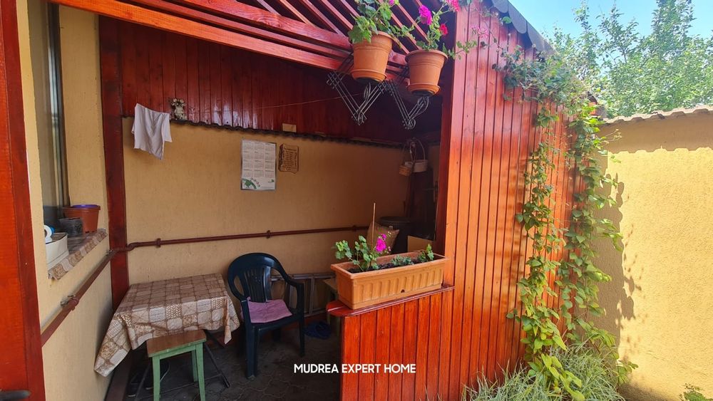 Otopeni, proprietar, vînd două vile  in duplexx