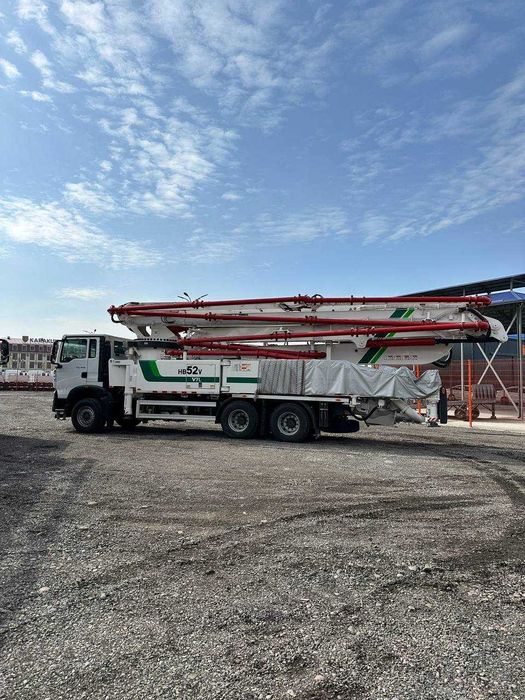 Автобетононасоса XCMG HB52V 2026