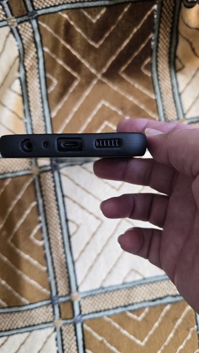 Самсунг А 05 s 128 мб.